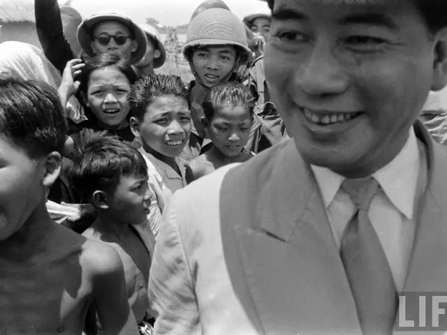 Regulating social media access based on age