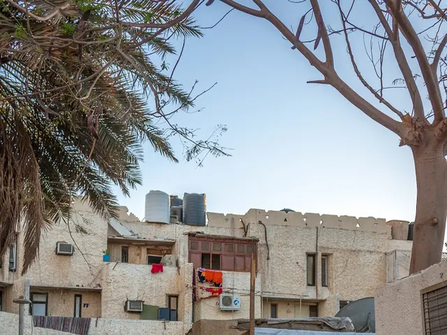 Reconstructing traditional Maori dwellings