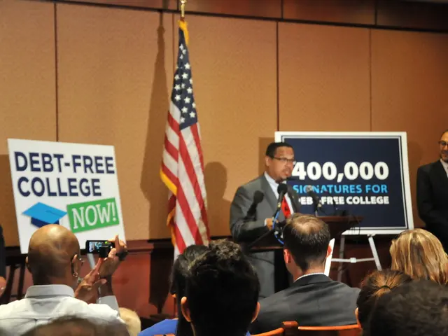 Mastering Command Over Audiences: Keep Them Enthralled with Each Utterance