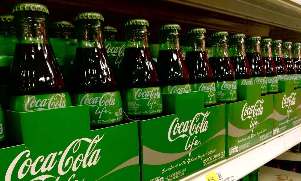 Choosing Between Glass and Recycled Plastic: Understanding Our Website's Preference for...